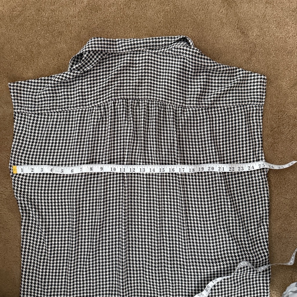 LOFT Outlet Houndstooth Button Front Blouse – Women’s Size XXL - Picture 3 of 9